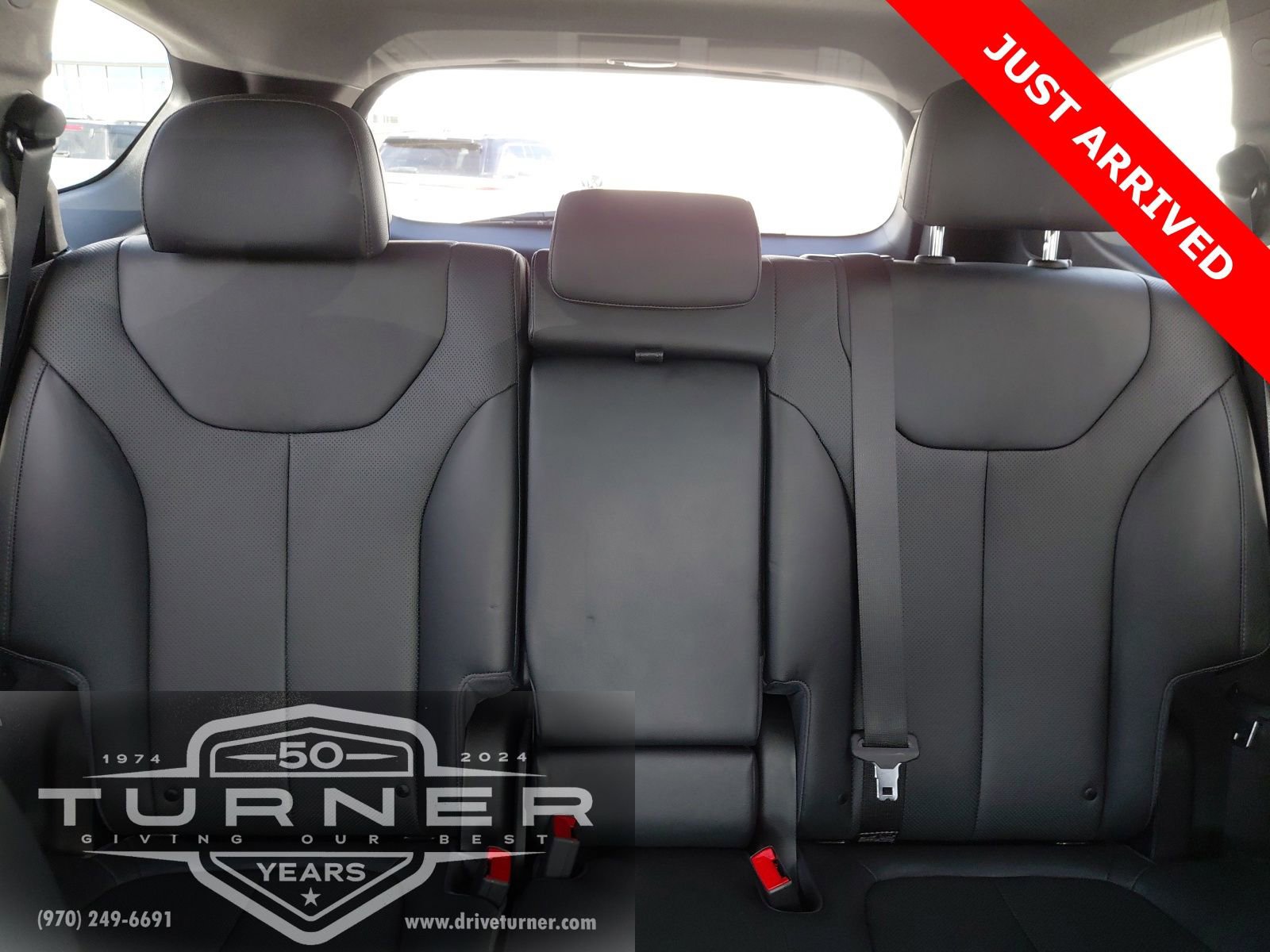 Used 2020 Hyundai Santa Fe Limited w/ Cargo Package image 35