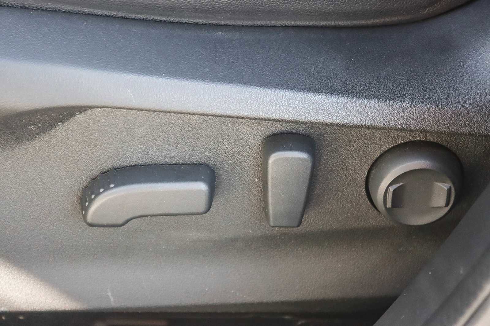 Used 2020 Subaru Forester Touring image 21