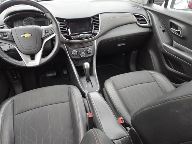 Used 2022 Chevrolet Trax LT w/ Sport Edition image 25