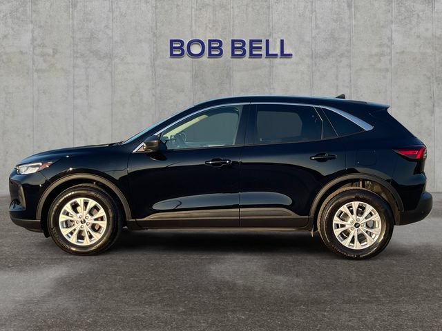 Certified 2023 Ford Escape Active AWD/4WD image 2