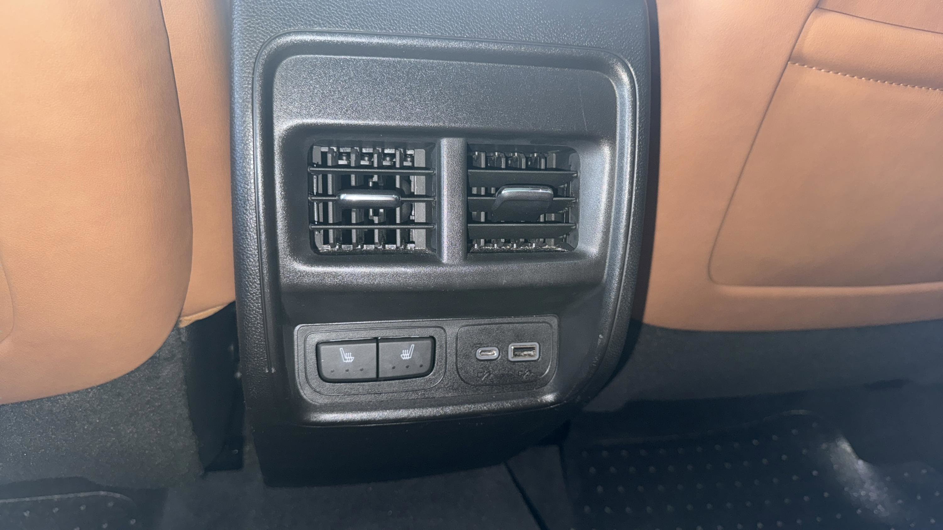 Used 2020 Cadillac XT4 Premium Luxury FWD image 35