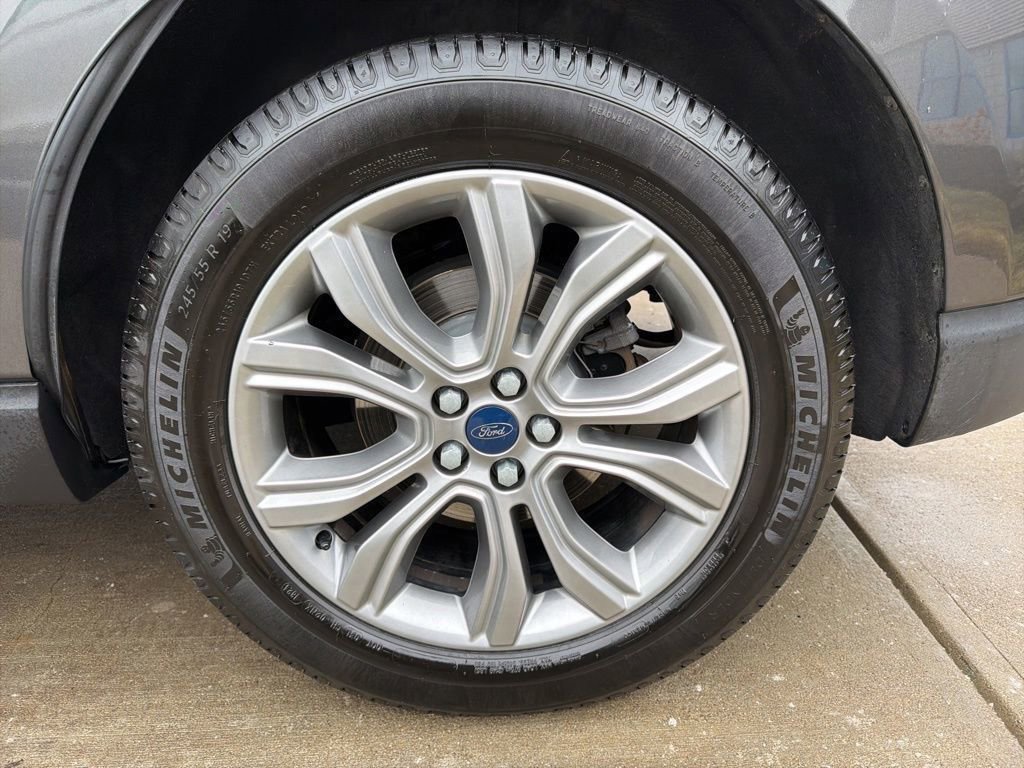 Certified 2019 Ford Edge Titanium w/ Equipment Group 301A image 47