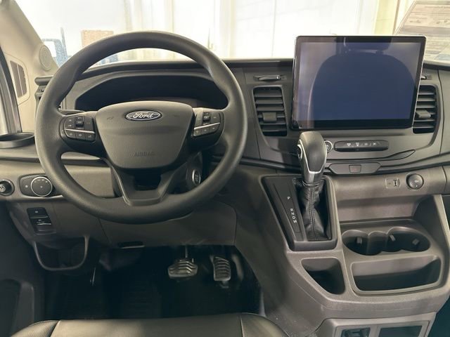New 2026 Ford Transit 250 148 Medium Roof image 32