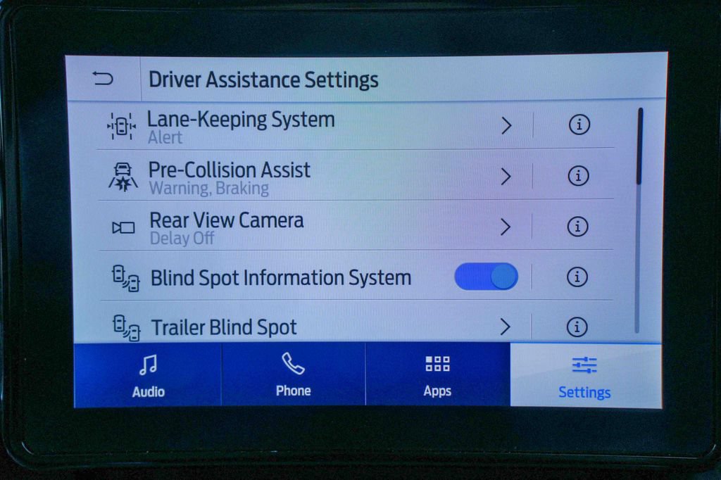 Used 2023 Ford Explorer XLT w/ Equipment Group 202A AWD/4WD image 40