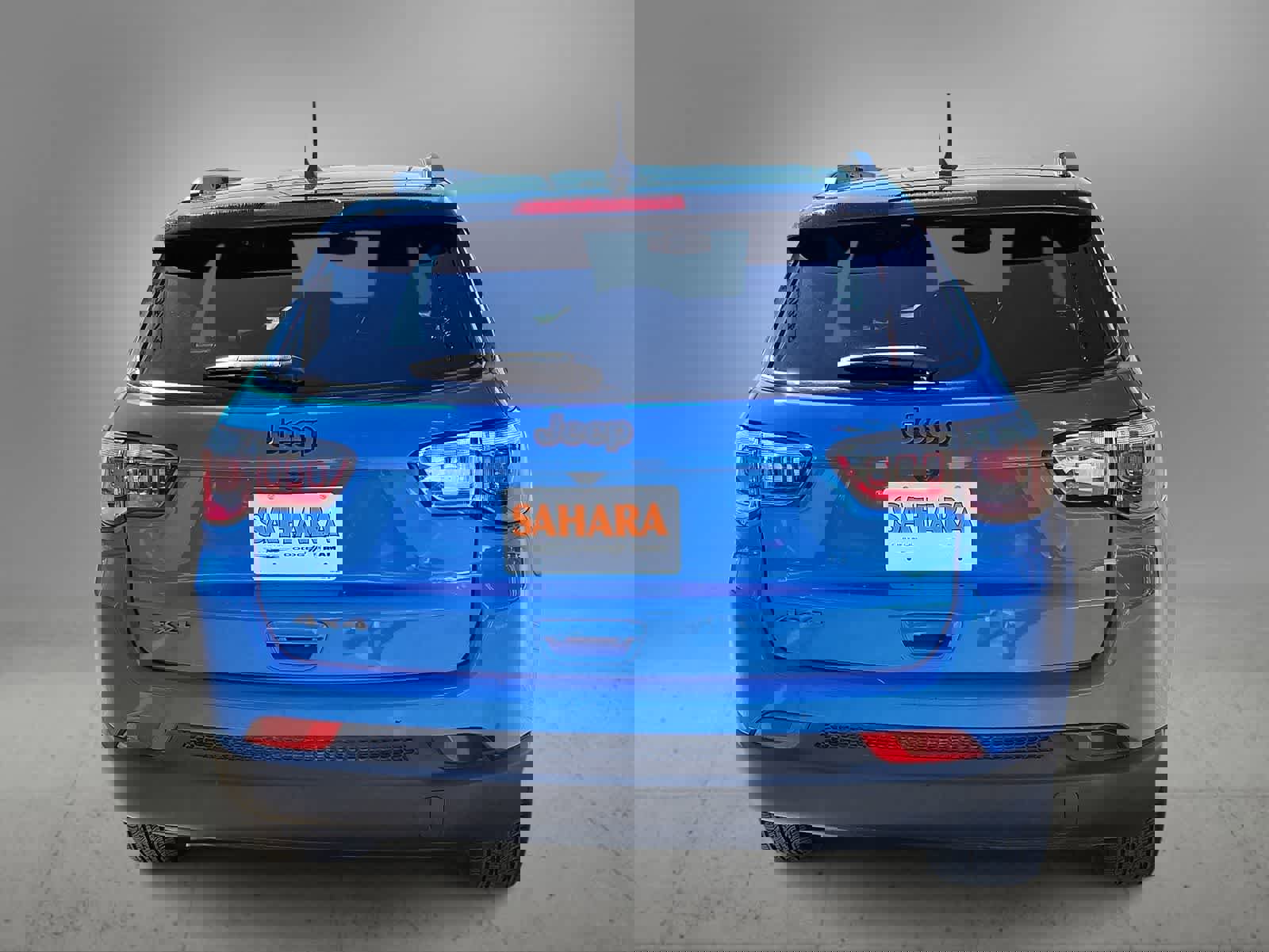 Used 2024 Jeep Compass Latitude w/ Convenience Group image 8