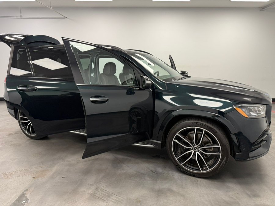 Used 2022 Mercedes-Benz GLS 450 4MATIC w/ AMG Line Exterior image 23