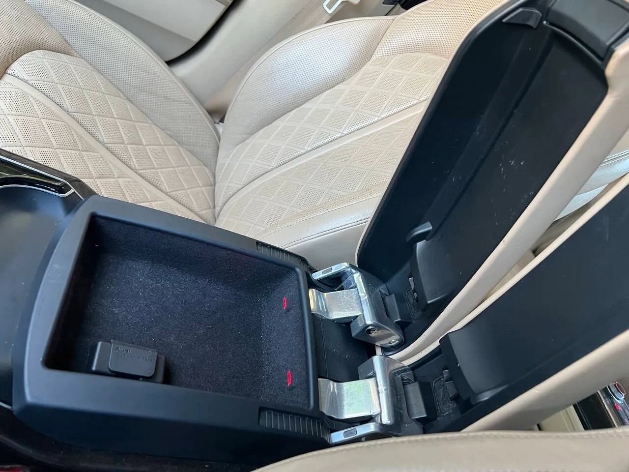 Used 2016 Audi A8 L 4.0T image 25