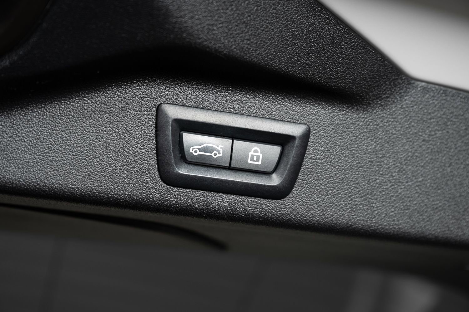 Used 2022 BMW X7 xDrive40i w/ Premium Package image 28