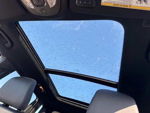 New 2024 Jeep Compass Latitude w/ Sun and Sound Group image 16