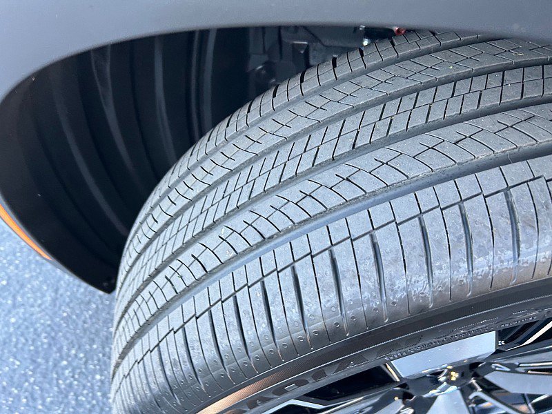 New 2026 Mitsubishi Outlander SE image 10