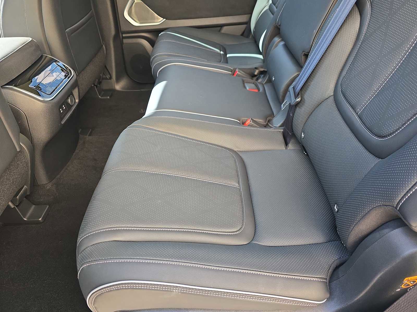 Certified 2025 INFINITI QX80 Sensory image 13