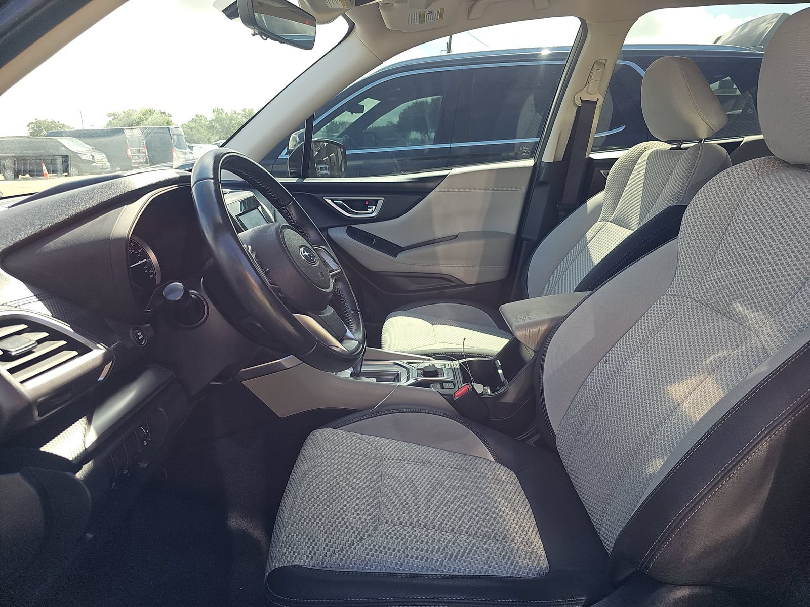 Used 2020 Subaru Forester Premium AWD/4WD image 10