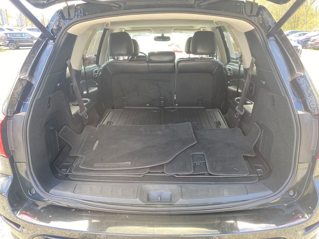 Used 2020 Nissan Pathfinder SL image 26