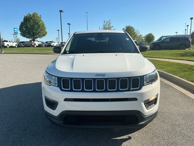 Used 2018 Jeep Compass Sport AWD/4WD image 9