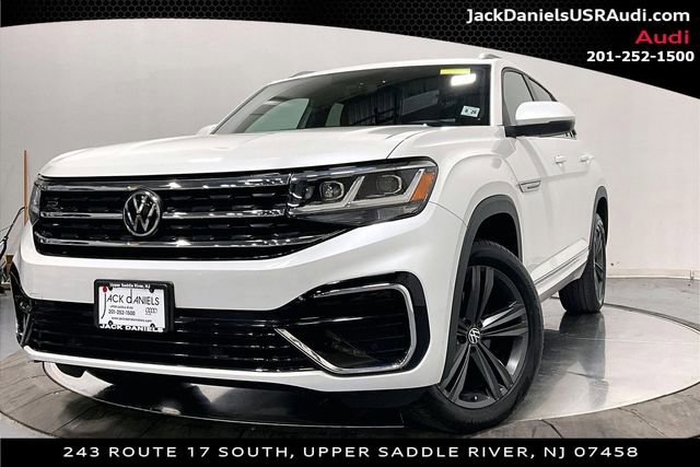 Used 2021 Volkswagen Atlas Cross Sport SE w/ Panoramic Sunroof Package FWD image 1