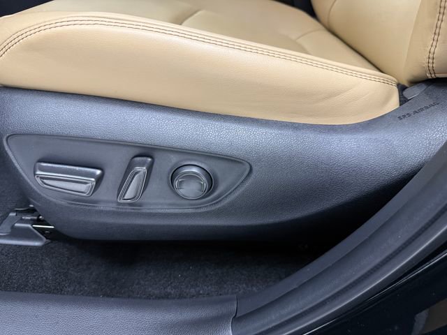 Used 2025 Toyota RAV4 XLE Premium AWD/4WD image 27
