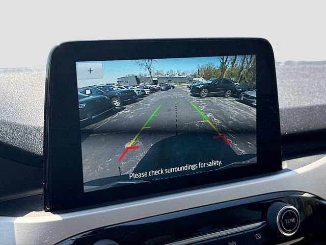 Used 2022 Ford Escape SE w/ SE Sport Appearance Package image 13