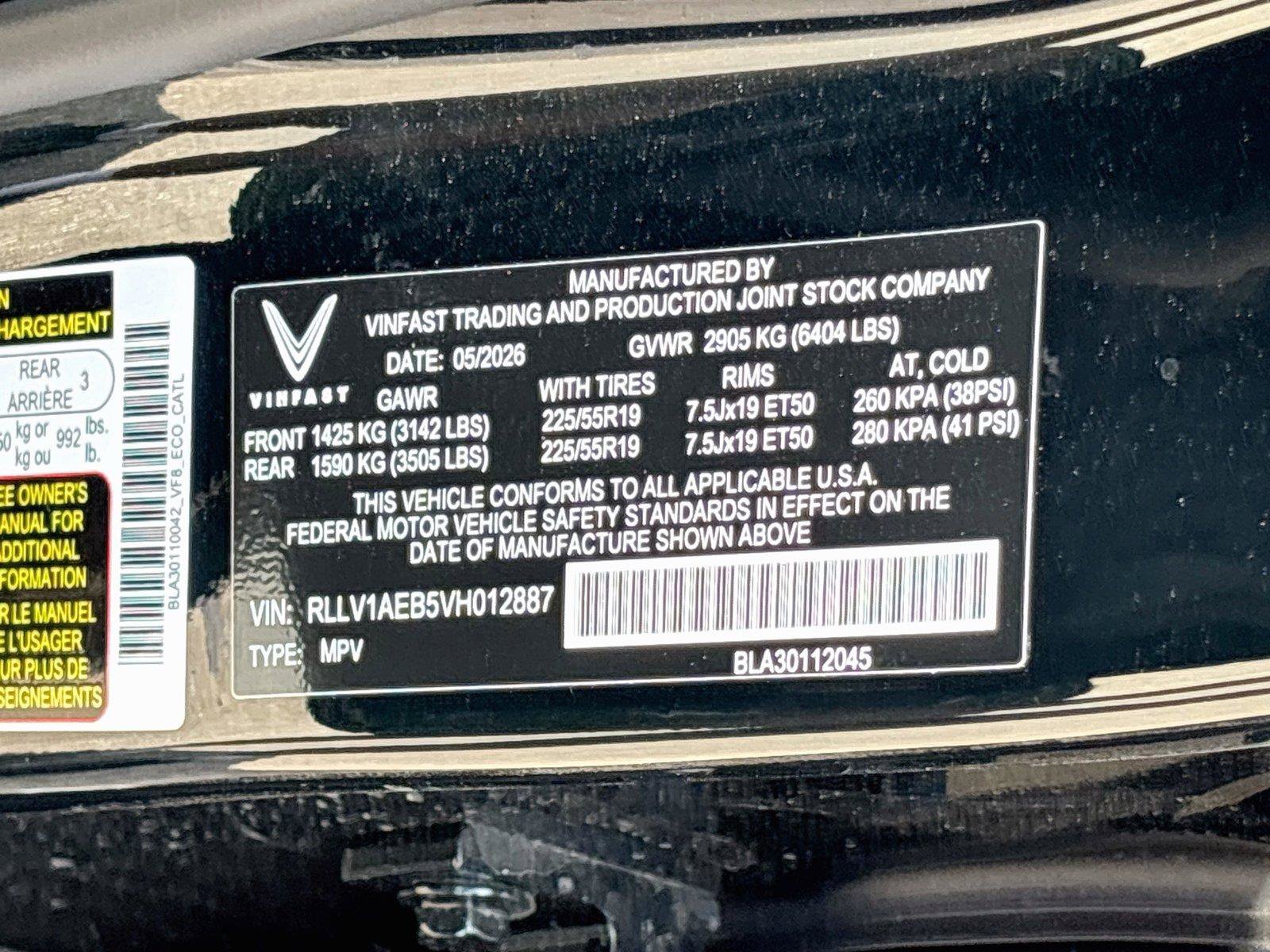 New 2027 VinFast VF 8 Eco AWD/4WD image 31