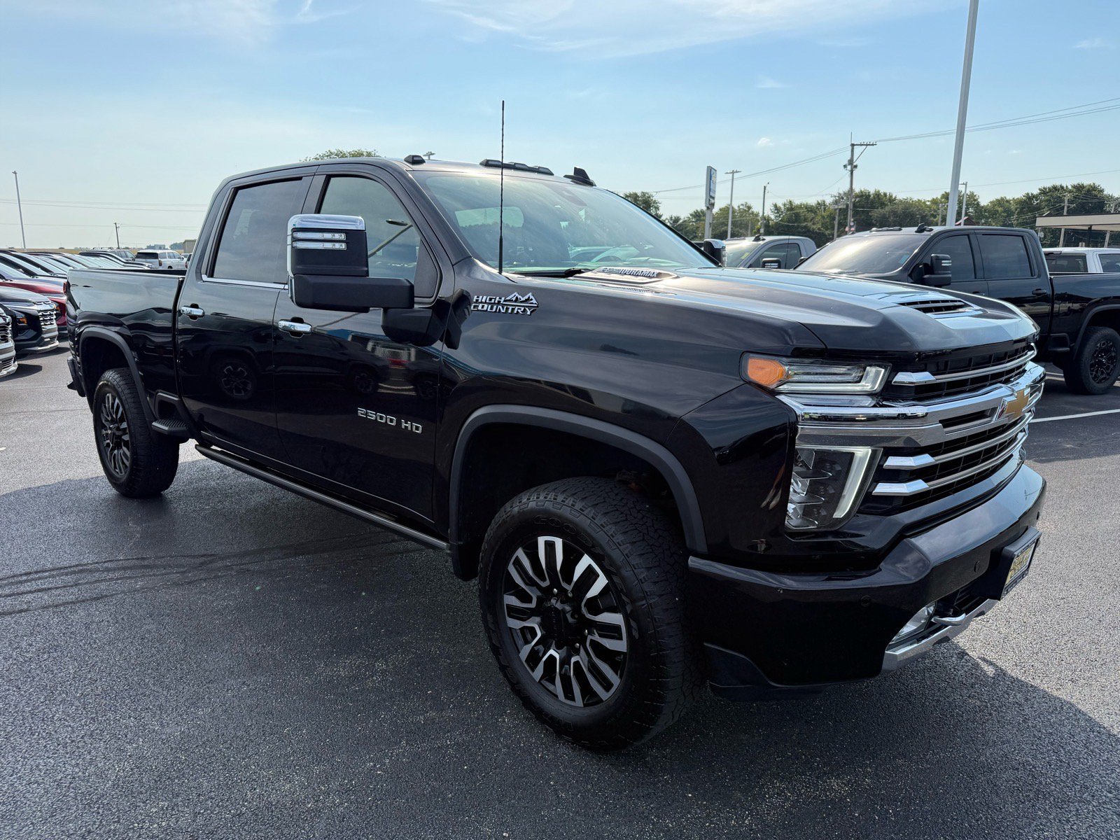 Used 2022 Chevrolet Silverado 2500 High Country w/ Z71 Off-Road Package AWD/4WD image 7