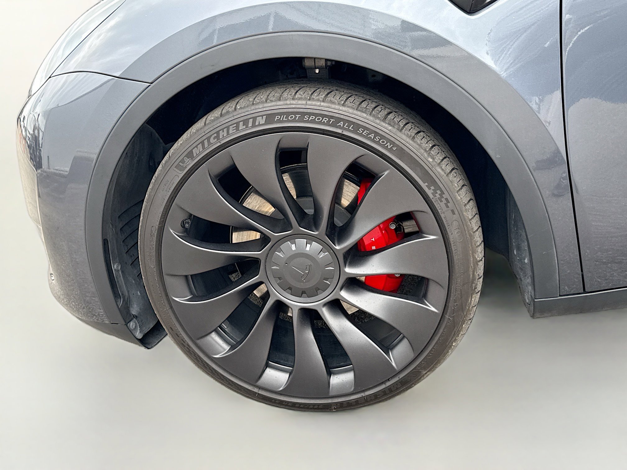 Used 2023 Tesla Model Y Performance AWD/4WD image 40