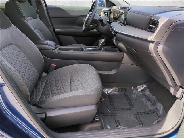 Used 2025 Nissan Kicks SV image 16