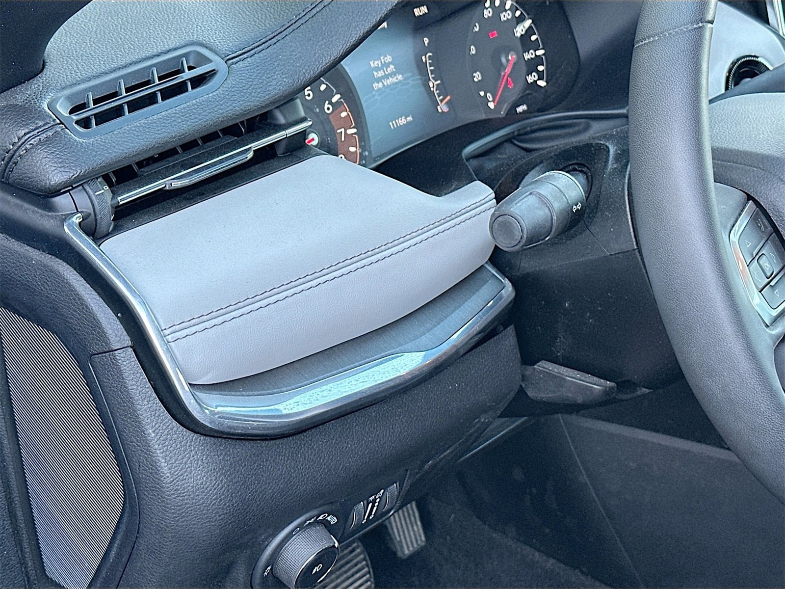 Used 2024 Jeep Compass Limited image 10