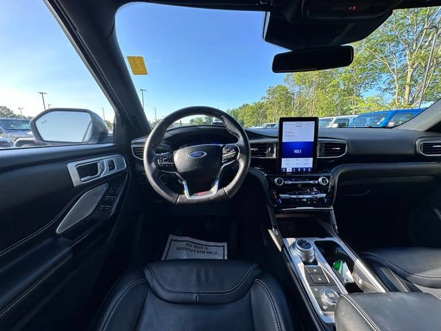 Used 2022 Ford Explorer ST w/ Equipment Group 401A AWD/4WD image 18