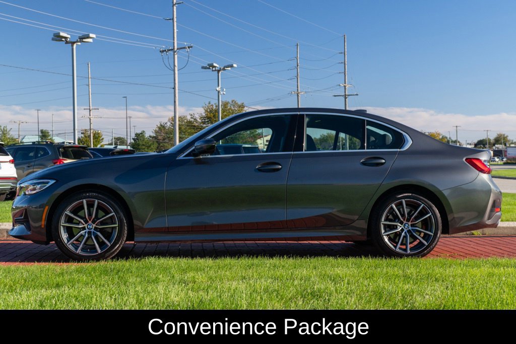 Used 2019 BMW 330i xDrive Sedan w/ Convenience Package AWD/4WD image 2