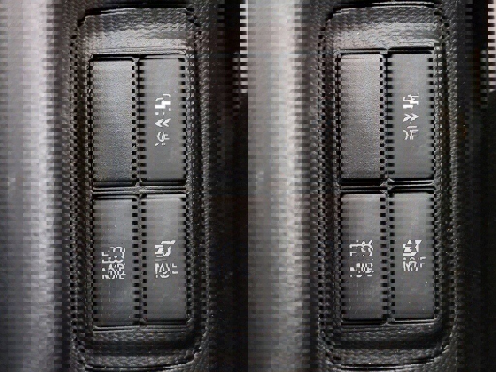 Used 2016 Toyota Prius C Persona Series image 22