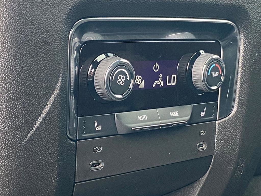 New 2025 Chevrolet Tahoe High Country w/ Sun And Tow Package image 25