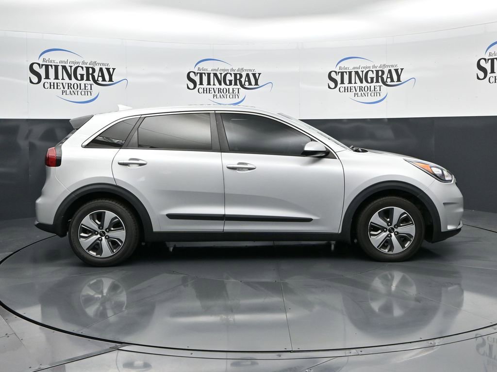 Used 2018 Kia Niro FE image 8