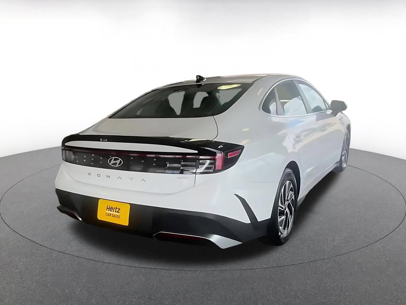 Used 2026 Hyundai Sonata Blue FWD image 13