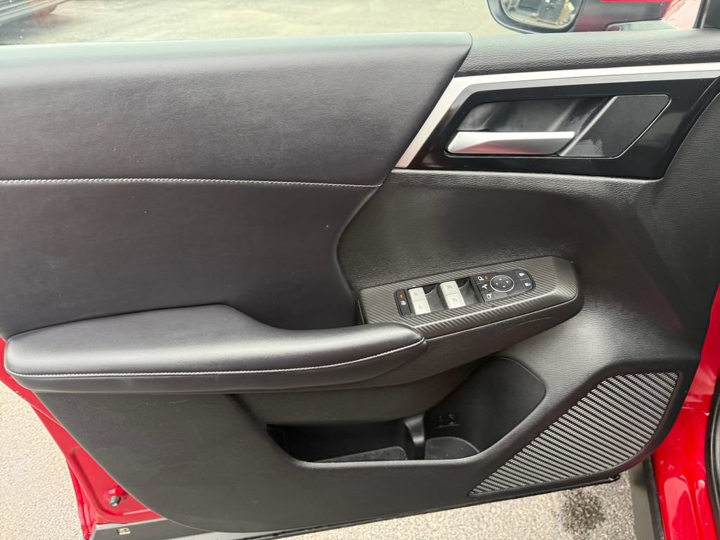 Used 2024 Mitsubishi Outlander SE AWD/4WD image 31