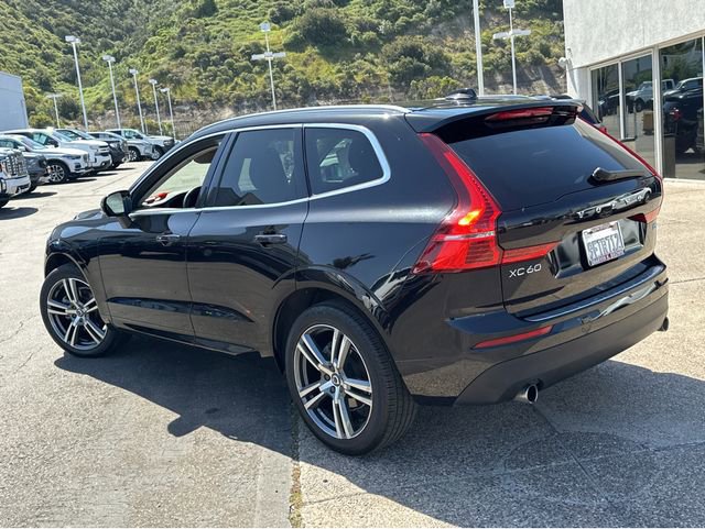 Used 2020 Volvo XC60 T5 Momentum w/ Protection Package Premier FWD image 3
