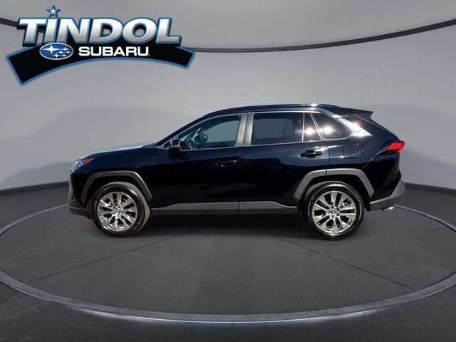 Used 2020 Toyota RAV4 XLE Premium image 5