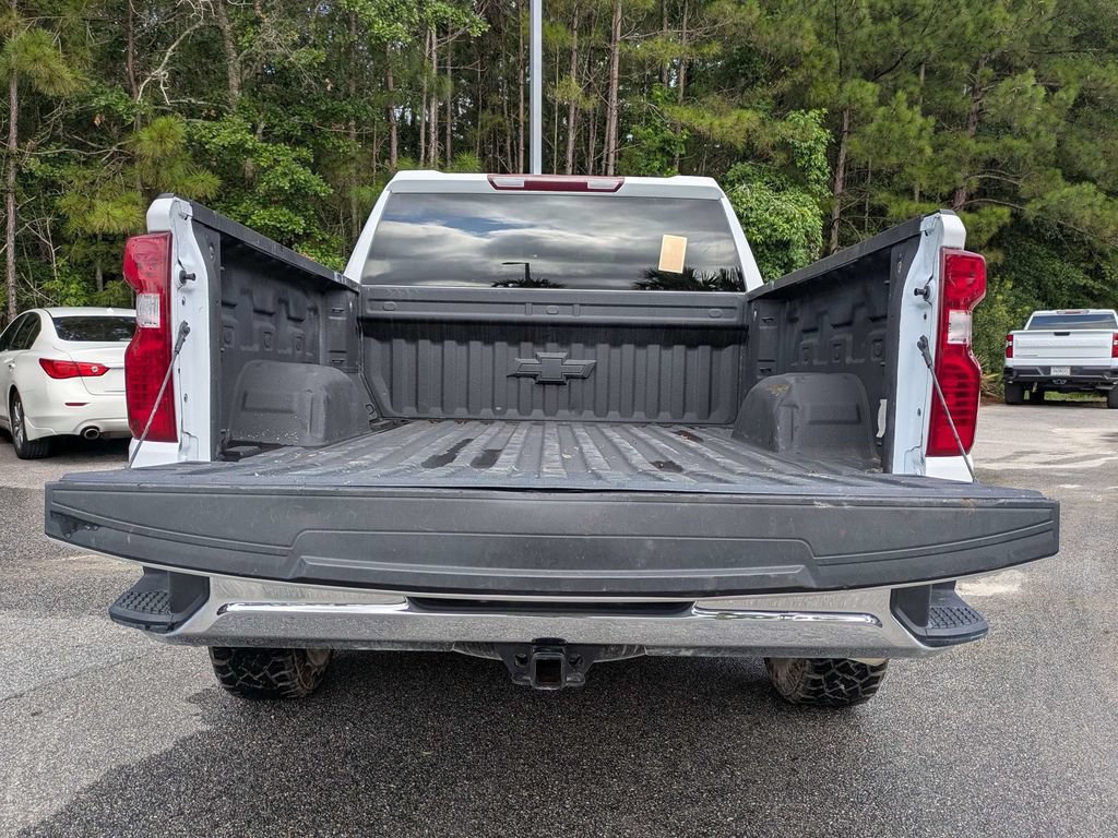 Used 2023 Chevrolet Silverado 1500 LT w/ Protection Package AWD/4WD image 12