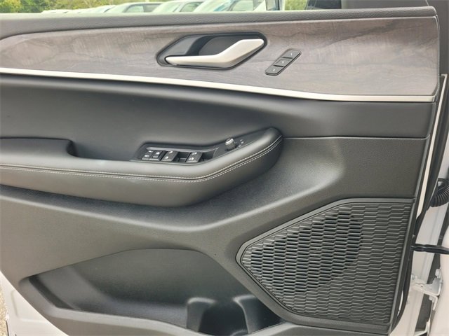 New 2025 Jeep Grand Cherokee Limited image 21