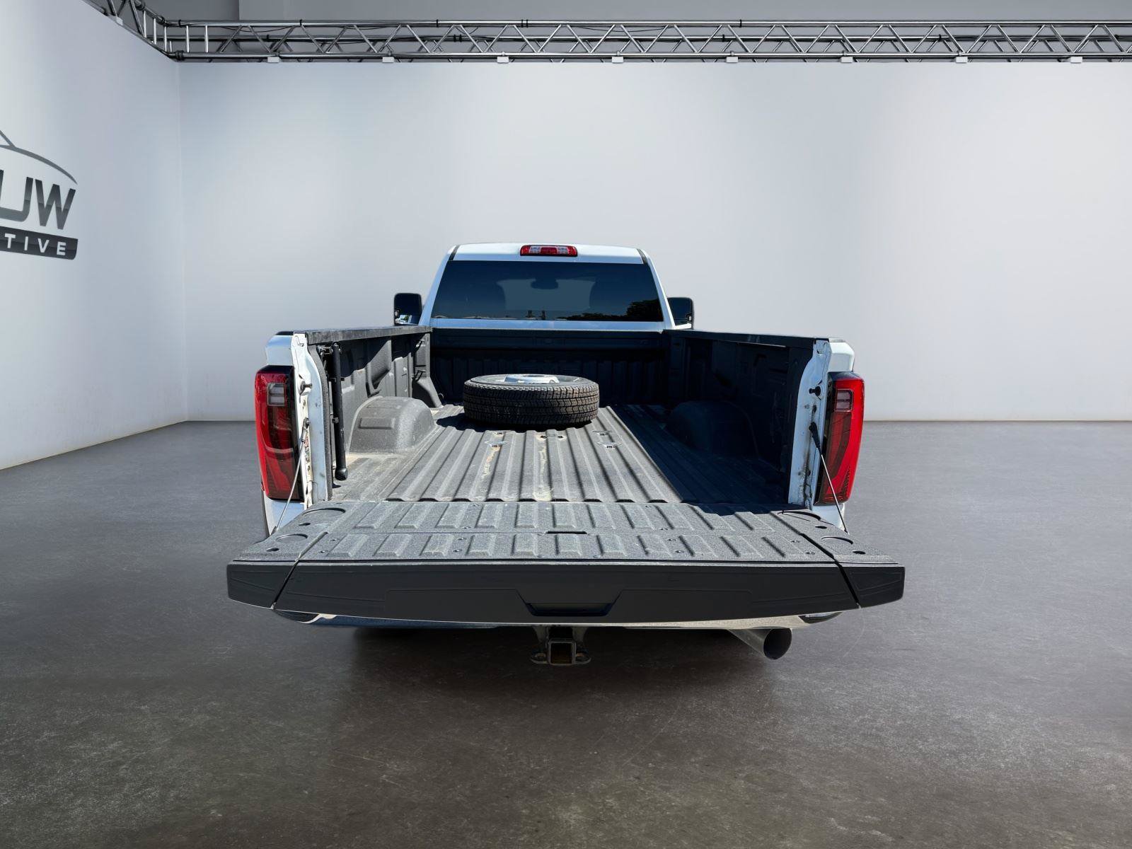 Used 2024 GMC Sierra 3500 SLE w/ SLE Convenience Package AWD/4WD image 19