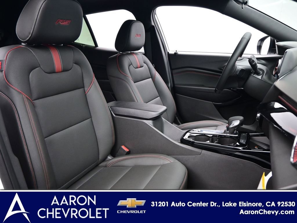 New 2026 Chevrolet Trax RS w/ Sunroof Package FWD image 9