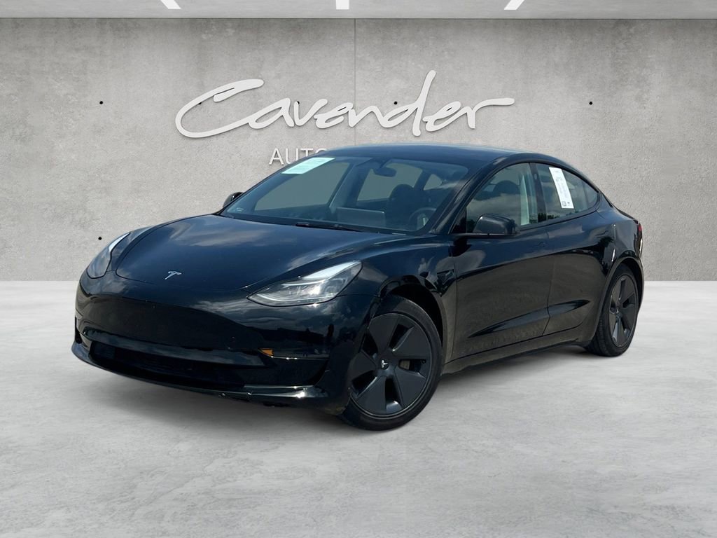 Used 2023 Tesla Model 3 Standard Range RWD image 1
