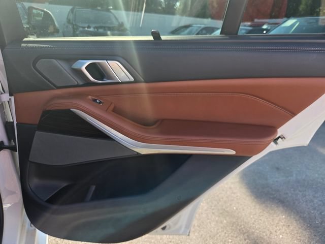 Certified 2024 BMW X5 xDrive50e w/ Executive Package AWD/4WD image 33