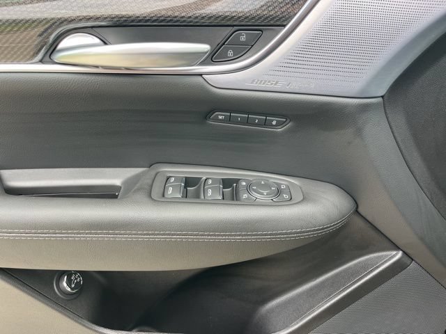 New 2026 Cadillac XT5 Sportv w/ LPO, Floor Liner Package AWD/4WD image 16