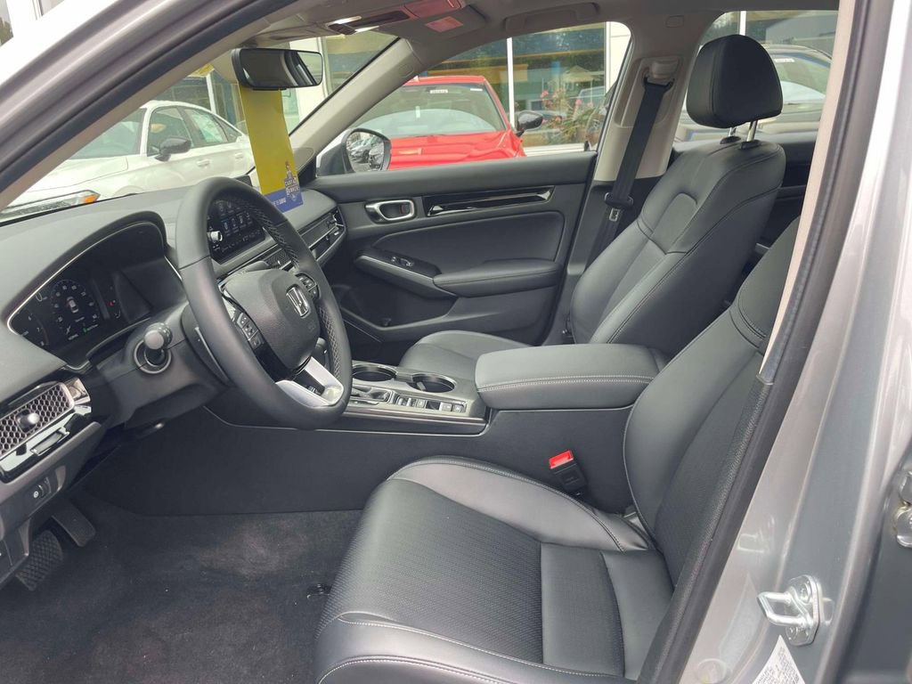 Used 2024 Honda Civic Touring image 13