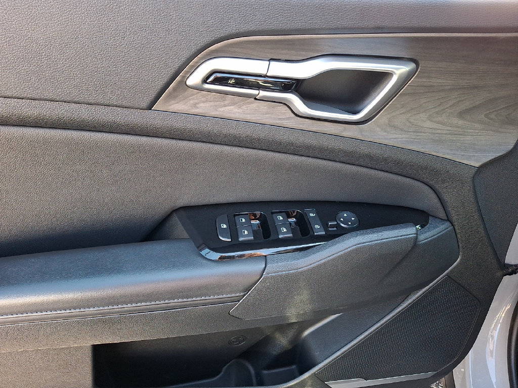 Used 2024 Kia Sportage X-Line w/ X-Line Premium Package AWD/4WD image 13
