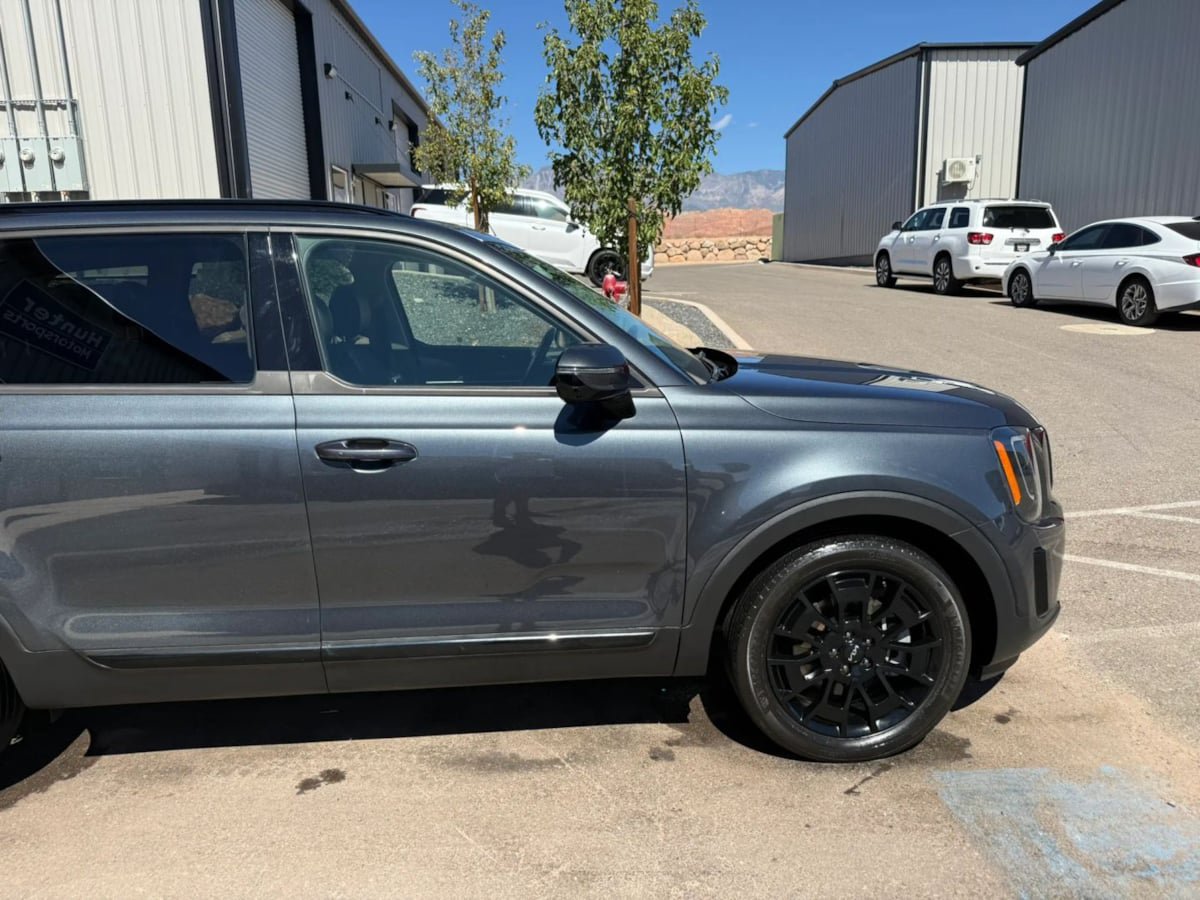Used 2022 Kia Telluride SX w/ SX Prestige Package AWD/4WD image 11