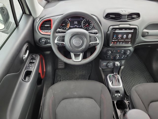 Used 2023 Jeep Renegade Trailhawk AWD/4WD image 16
