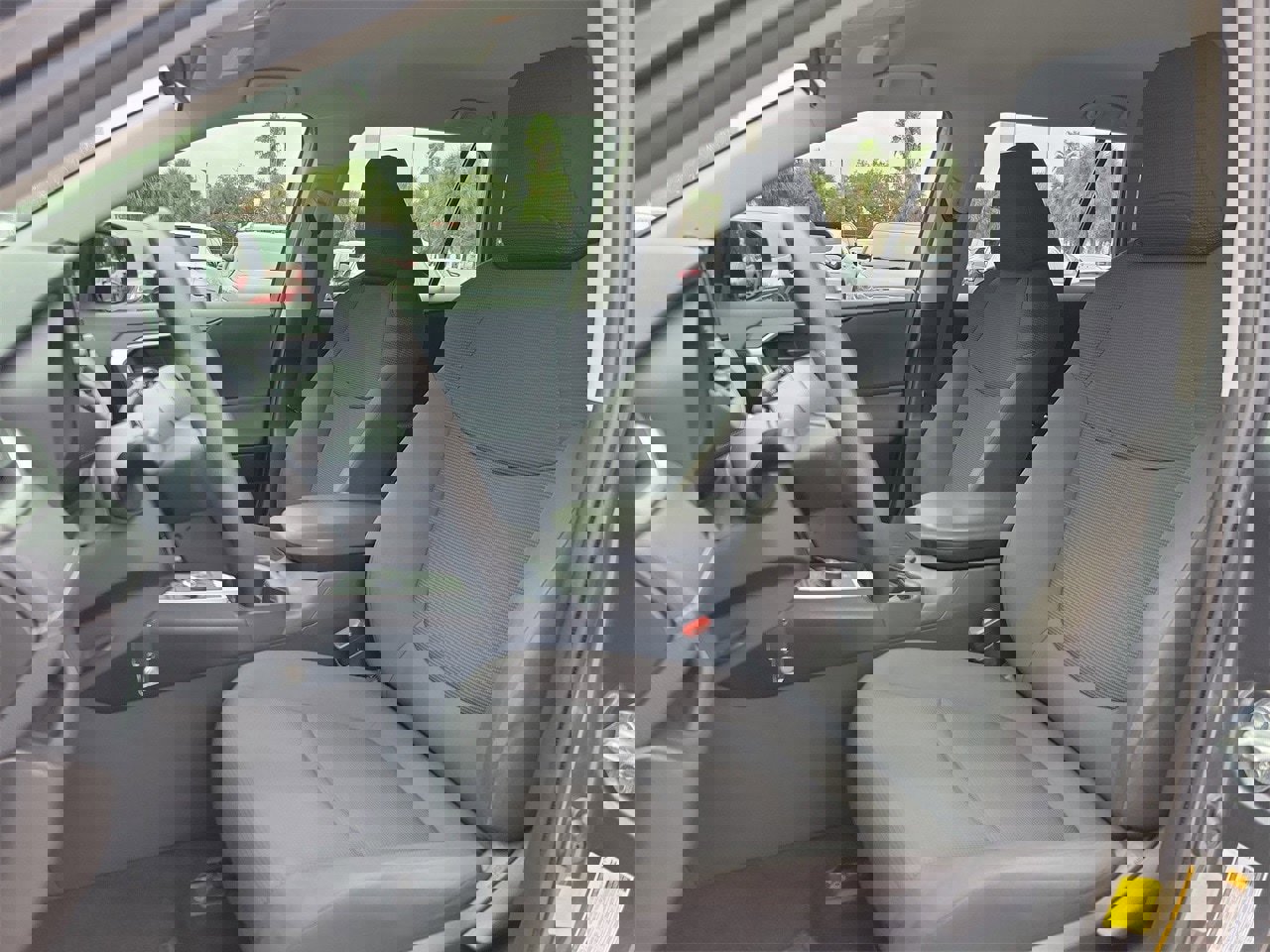 Used 2019 Toyota RAV4 LE image 16