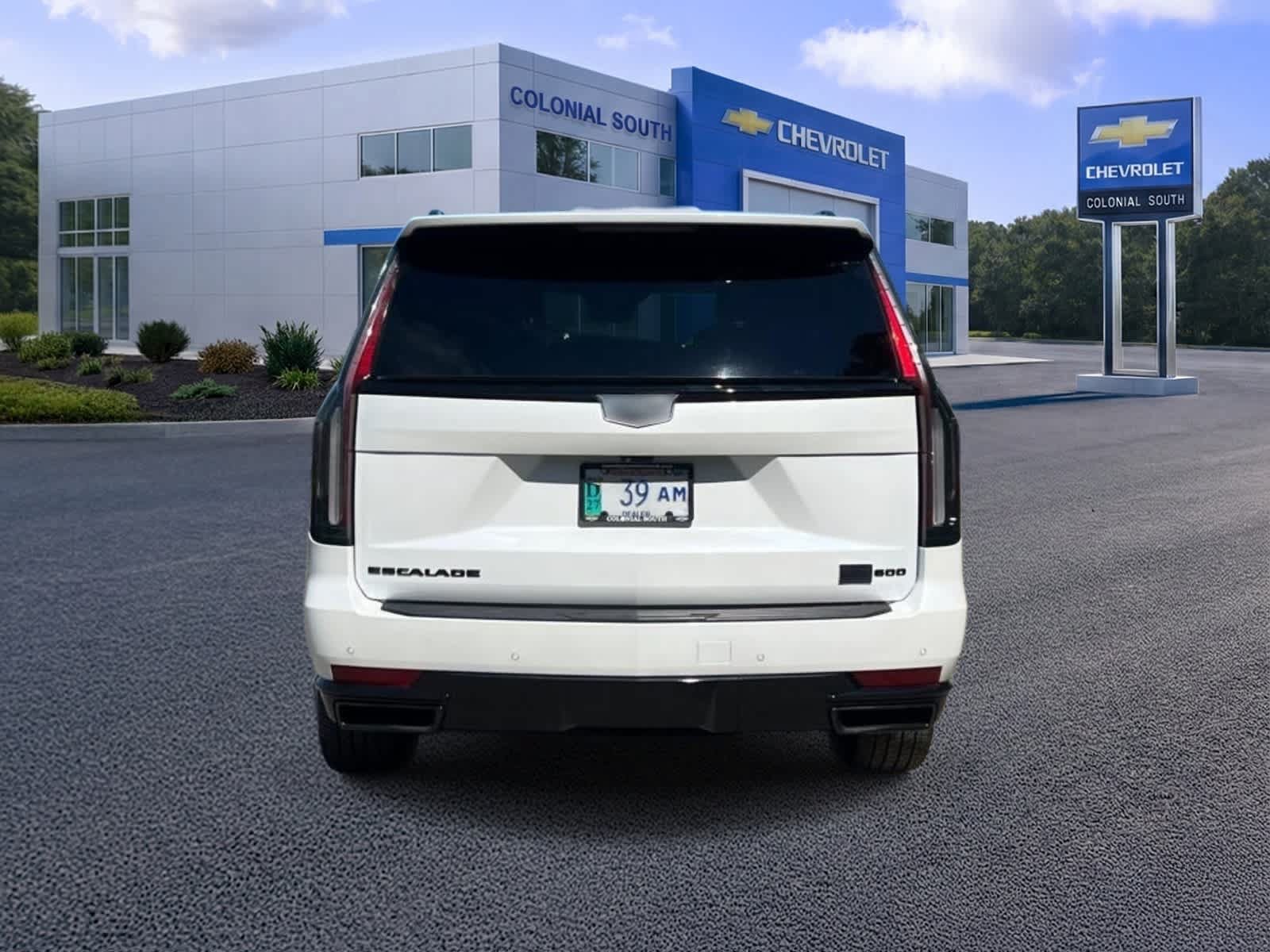 Used 2024 Cadillac Escalade Sport Platinum w/ LPO, ONYX Package AWD/4WD image 5