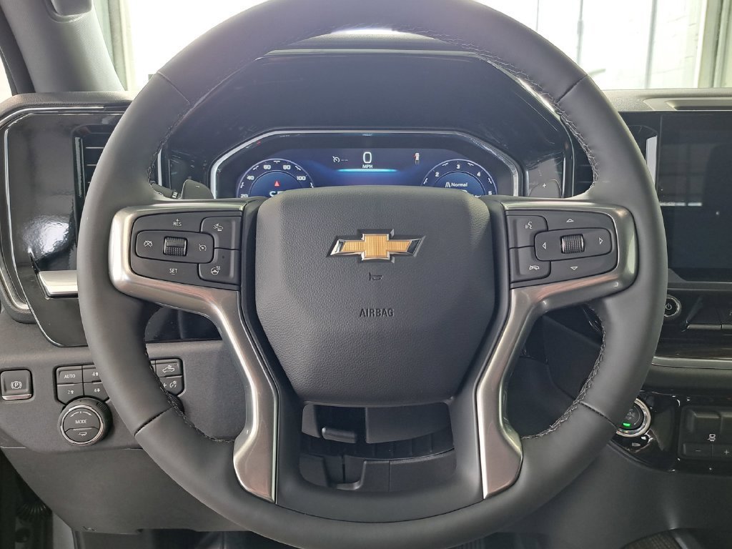 New 2026 Chevrolet Silverado 1500 LT w/ All Star Edition Plus AWD/4WD image 9