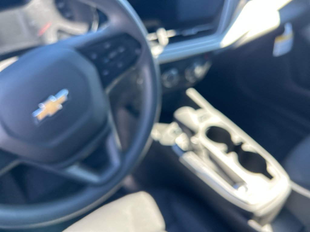 New 2026 Chevrolet Trax LS w/ LS Convenience Package image 12